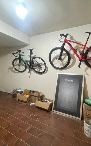 Casa à venda com 185m², 3 quartos e 2 vagas