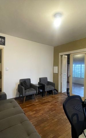 Casa à venda com 185m², 3 quartos e 2 vagas