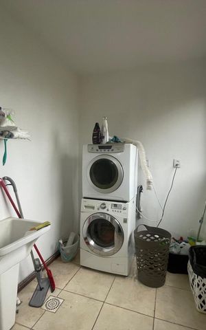 Casa à venda com 185m², 3 quartos e 2 vagas