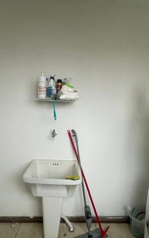 Casa à venda com 185m², 3 quartos e 2 vagas