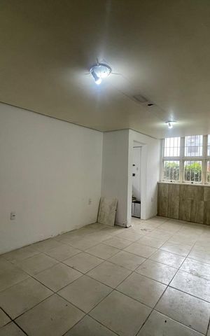 Casa à venda com 185m², 3 quartos e 2 vagas