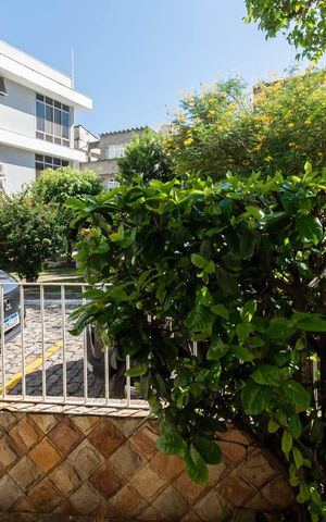 Casa à venda com 160m², 3 quartos e 1 vagaVista