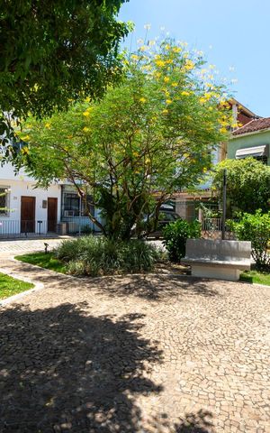 Casa à venda com 160m², 3 quartos e 1 vagaÁrea comum