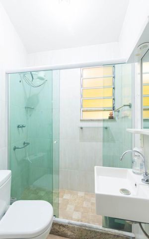 Casa à venda com 160m², 3 quartos e 1 vagaBanheiro de serviço