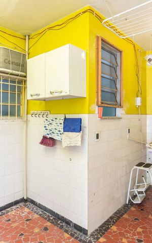 Casa à venda com 160m², 3 quartos e 1 vagaÁrea de Serviço