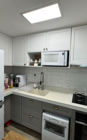 Apartamento à venda com 72m², 2 quartos e 2 vagas Apartamento à venda com 72m², 2 quartos e 2 vagasCozinha