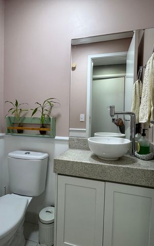 Apartamento à venda com 72m², 2 quartos e 2 vagas Apartamento à venda com 72m², 2 quartos e 2 vagasBanheiro