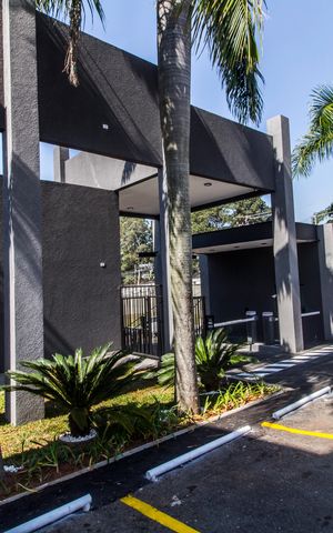 Casa de condomínio à venda com 415m², 4 quartos e 3 vagas Casa de condomínio à venda com 415m², 4 quartos e 3 vagasVista da Rua