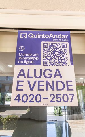 Casa de condomínio à venda com 415m², 4 quartos e 3 vagas Casa de condomínio à venda com 415m², 4 quartos e 3 vagasVista da Rua