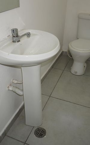 Casa para alugar com 29m², 1 quarto e sem vagaBanheiro