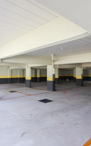 Apartamento à venda com 63m², 2 quartos e 1 vaga Apartamento à venda com 63m², 2 quartos e 1 vagaGaragem