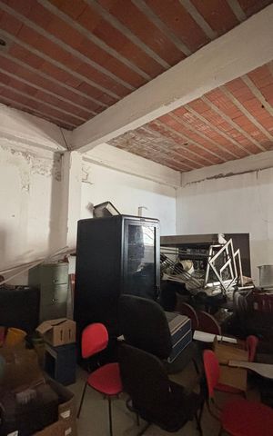 Casa para alugar com 250m², 6 quartos e 9 vagas Casa para alugar com 250m², 6 quartos e 9 vagasSalao