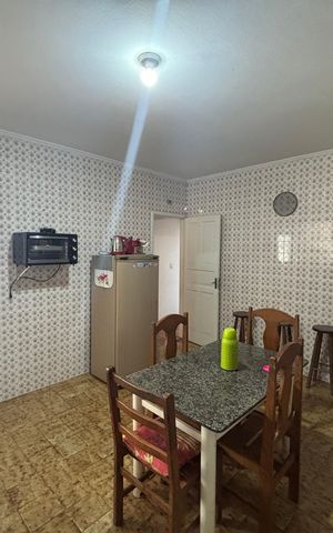 Casa para alugar com 250m², 6 quartos e 9 vagas Casa para alugar com 250m², 6 quartos e 9 vagasCozinha