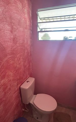 Casa para alugar com 250m², 6 quartos e 9 vagas Casa para alugar com 250m², 6 quartos e 9 vagasBanheiro 1