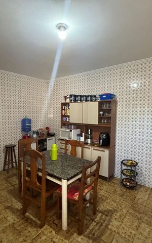 Casa para alugar com 250m², 6 quartos e 9 vagas Casa para alugar com 250m², 6 quartos e 9 vagasCozinha