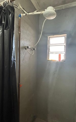 Casa para alugar com 250m², 6 quartos e 9 vagas Casa para alugar com 250m², 6 quartos e 9 vagasBanheiro 2