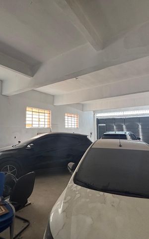 Casa para alugar com 250m², 6 quartos e 9 vagas Casa para alugar com 250m², 6 quartos e 9 vagasSalao