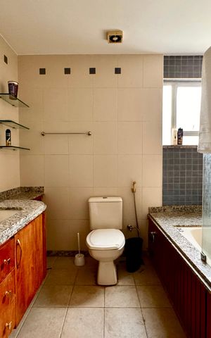 Apartamento para alugar com 145m², 3 quartos e 1 vaga Apartamento para alugar com 145m², 3 quartos e 1 vagaBanheiro da Suíte