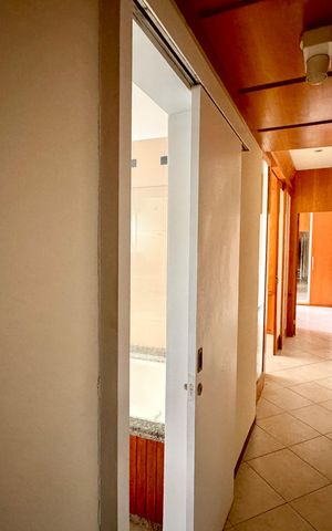 Apartamento para alugar com 145m², 3 quartos e 1 vaga Apartamento para alugar com 145m², 3 quartos e 1 vagaCorredor