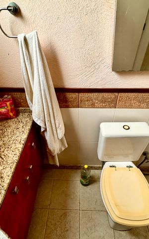 Apartamento para alugar com 145m², 3 quartos e 1 vaga Apartamento para alugar com 145m², 3 quartos e 1 vagaBanheiro social