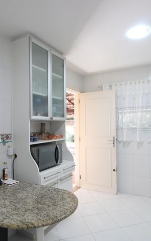 Casa de condomínio à venda com 144m², 3 quartos e 1 vagaCozinha