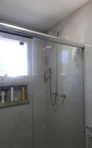 Casa de condomínio à venda com 144m², 3 quartos e 1 vagaBanheiro social