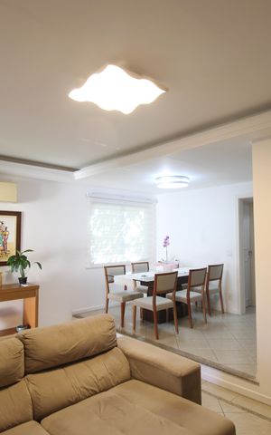 Casa de condomínio à venda com 144m², 3 quartos e 1 vagaSala