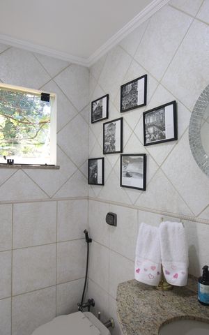 Casa de condomínio à venda com 144m², 3 quartos e 1 vagaLavabo