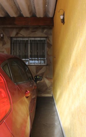 Casa à venda com 120m², 2 quartos e 1 vagagaragem