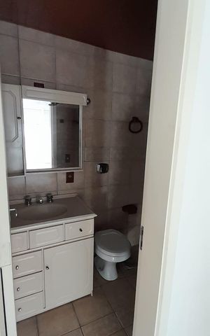 Apartamento para alugar com 60m², 2 quartos e 1 vaga Apartamento para alugar com 60m², 2 quartos e 1 vagaBanheiro