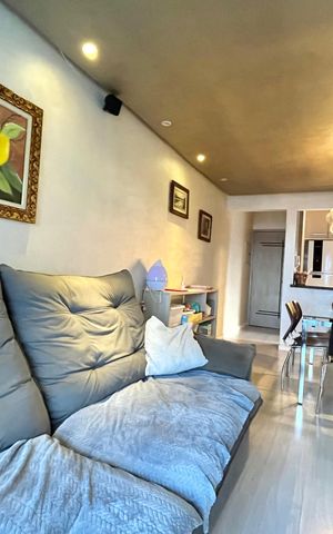 Apartamento à venda com 62m², 2 quartos e 1 vaga Apartamento à venda com 62m², 2 quartos e 1 vagaSala