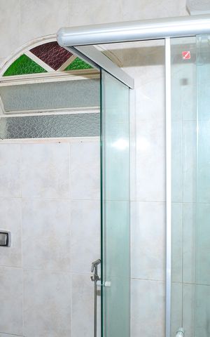 Casa para alugar com 158m², 2 quartos e 2 vagasBanheiro Corredor