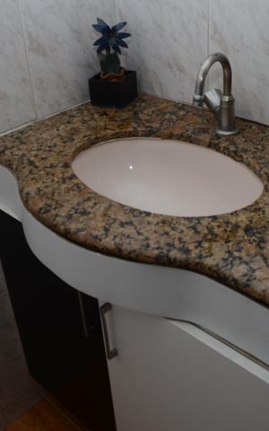 Casa para alugar com 158m², 2 quartos e 2 vagasBanheiro da Suíte