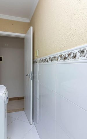 Apartamento à venda com 90m², 3 quartos e 1 vagaÁrea de Serviço