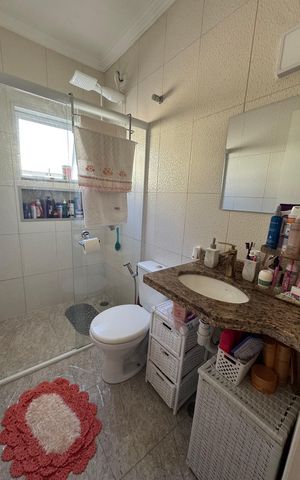Casa à venda com 140m², 3 quartos e 4 vagas Casa à venda com 140m², 3 quartos e 4 vagasBanheiro da Suíte