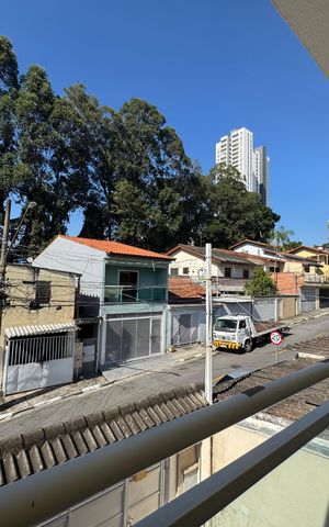 Casa à venda com 140m², 3 quartos e 4 vagas Casa à venda com 140m², 3 quartos e 4 vagasSacada