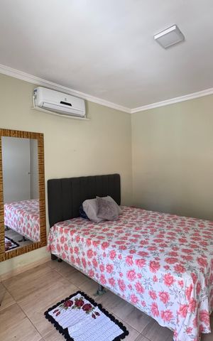 Casa à venda com 140m², 3 quartos e 4 vagas Casa à venda com 140m², 3 quartos e 4 vagasSuíte