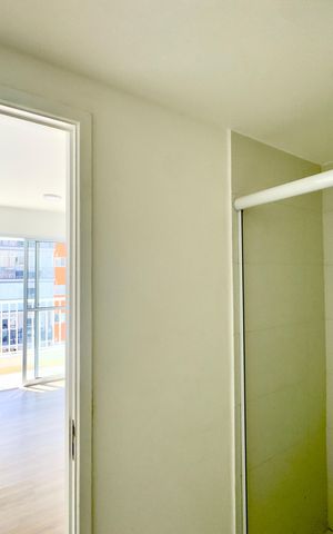 Apartamento à venda com 45m², 2 quartos e 1 vaga Apartamento à venda com 45m², 2 quartos e 1 vagaBanheiro