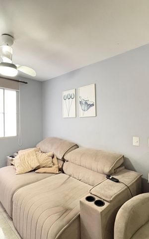 Apartamento à venda com 52m², 2 quartos e 1 vaga Apartamento à venda com 52m², 2 quartos e 1 vagaSala