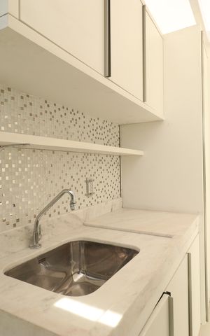 Apartamento à venda com 104m², 2 quartos e 1 vagaÁrea de Serviço