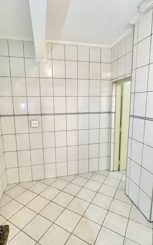 Apartamento à venda com 92m², 3 quartos e 2 vagas Apartamento à venda com 92m², 3 quartos e 2 vagasCozinha