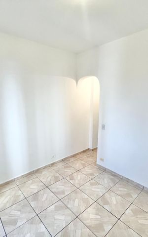 Apartamento à venda com 92m², 3 quartos e 2 vagas Apartamento à venda com 92m², 3 quartos e 2 vagasQuarto Suíte