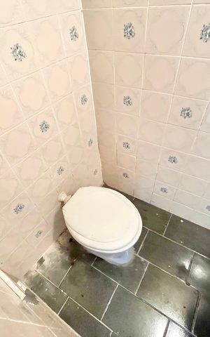 Apartamento à venda com 92m², 3 quartos e 2 vagas Apartamento à venda com 92m², 3 quartos e 2 vagasBanheiro da Garagem