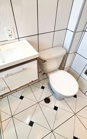 Apartamento à venda com 92m², 3 quartos e 2 vagas Apartamento à venda com 92m², 3 quartos e 2 vagasBanheiro da Suíte