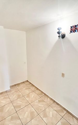 Apartamento à venda com 92m², 3 quartos e 2 vagas Apartamento à venda com 92m², 3 quartos e 2 vagasQuarto 2 - Suíte