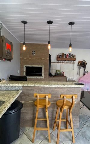 Casa à venda com 296m², 2 quartos e 2 vagas