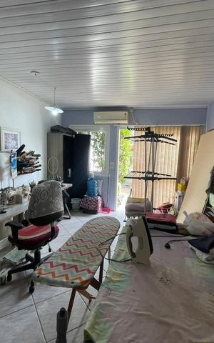 Casa à venda com 296m², 2 quartos e 2 vagas