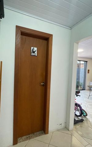 Casa à venda com 296m², 2 quartos e 2 vagas