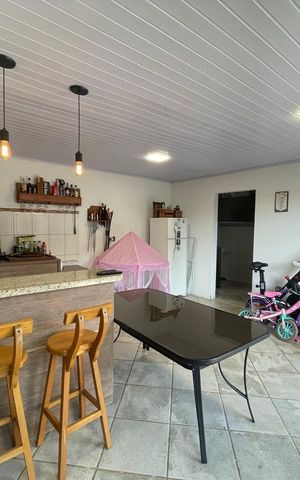 Casa à venda com 296m², 2 quartos e 2 vagas
