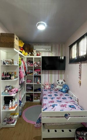 Casa à venda com 296m², 2 quartos e 2 vagas